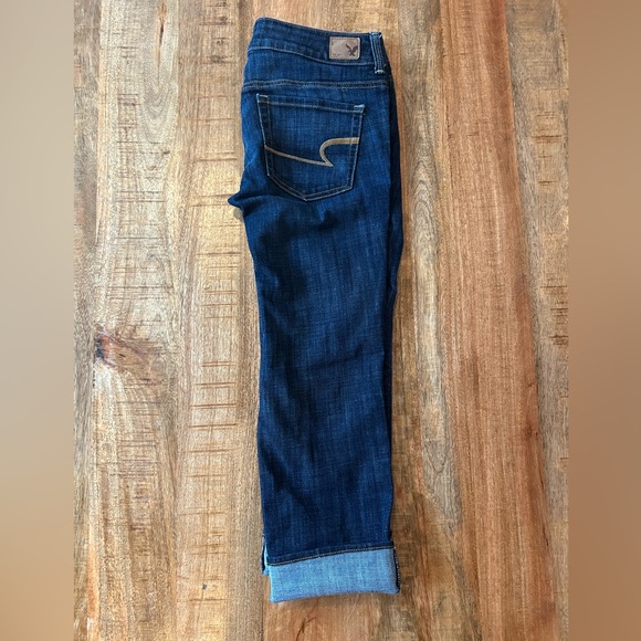 AE Artist crop. Size 6 - Picture 3 of 5